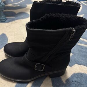 Bare Traps ladies boots, size 10